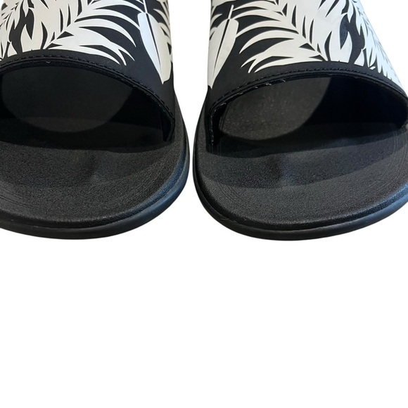 OluKai Slides Women’s Size 11 Black White Punua 'Olu Slip On Sandals Summer - Picture 6 of 13